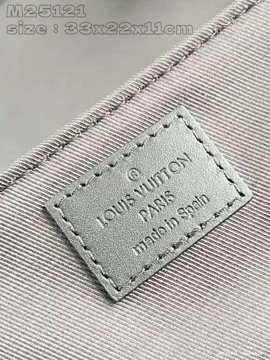 Official oldcobbler LOUIS Voyager PM-33*22.5*11CM VUITTON Messenger 0531
